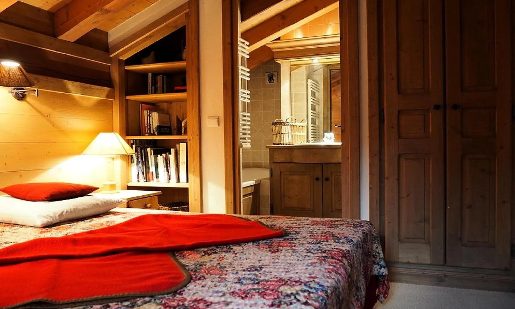 Chalet De La Riondaz - Chalet De Standing - A 5 Min Du Centre Du Village - Terrasse Ouest - Hammam - Cheminee - Wifi Mae-9644 サン・マルタン・ド・ベルヴィル 0*,  フランス